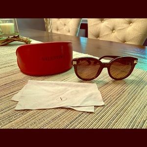 💯 Valentino Rockstud Oversized Brown sunglasses